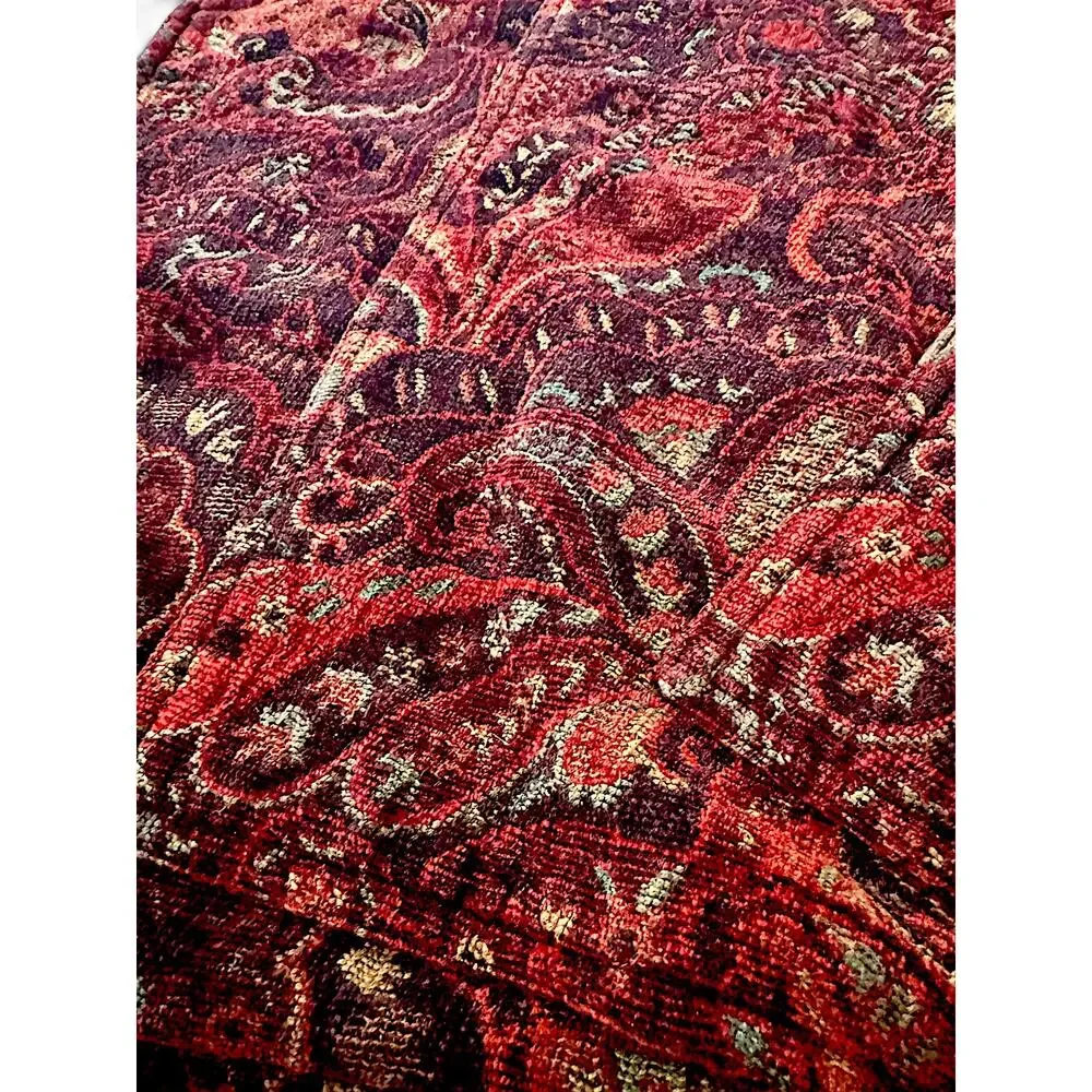 Crate & Barrel Baroque Tapestry Placemats Set of 4 Burgundy Paisley